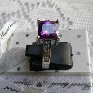 .925 Silver And Amethyst Size 9